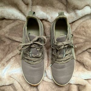 Sorel Women’s Out n About Waterproof Sneakers